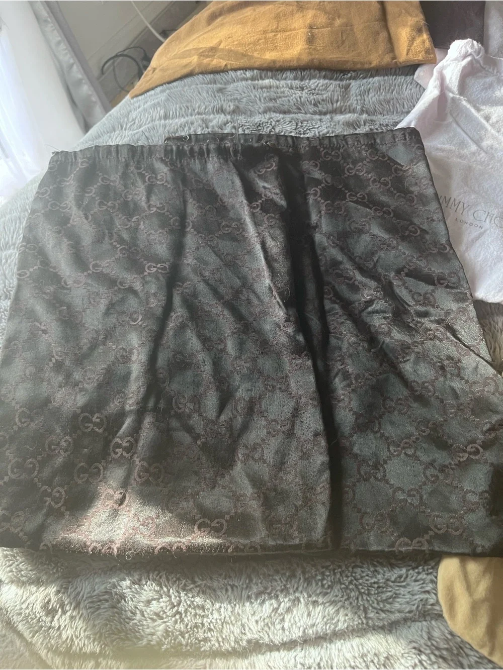 Gucci prada luis Vuitton lot dust
